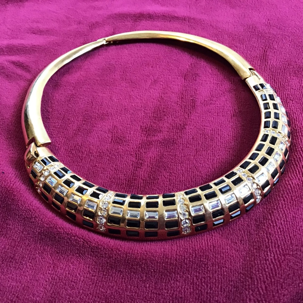 Stunning necklace. No finish loss..very shiny beautiful!!